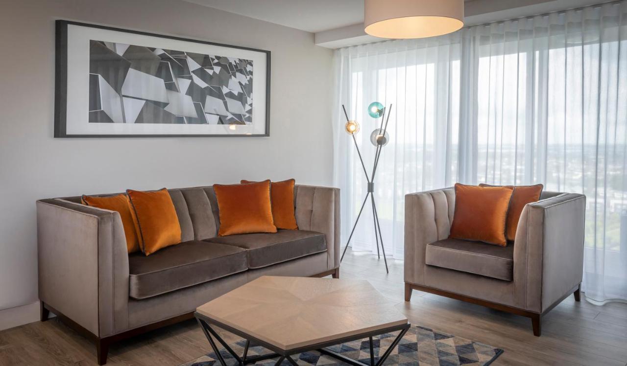 2 Bedroom Suite