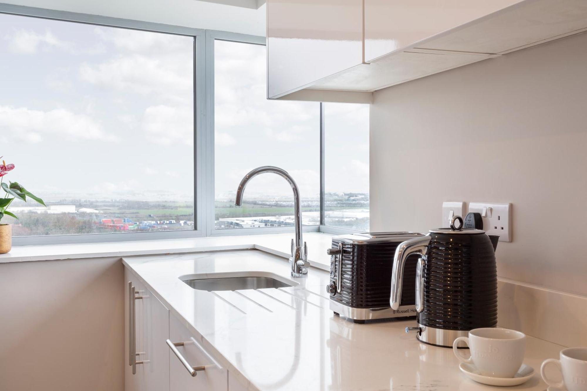 2 Bedroom Suite